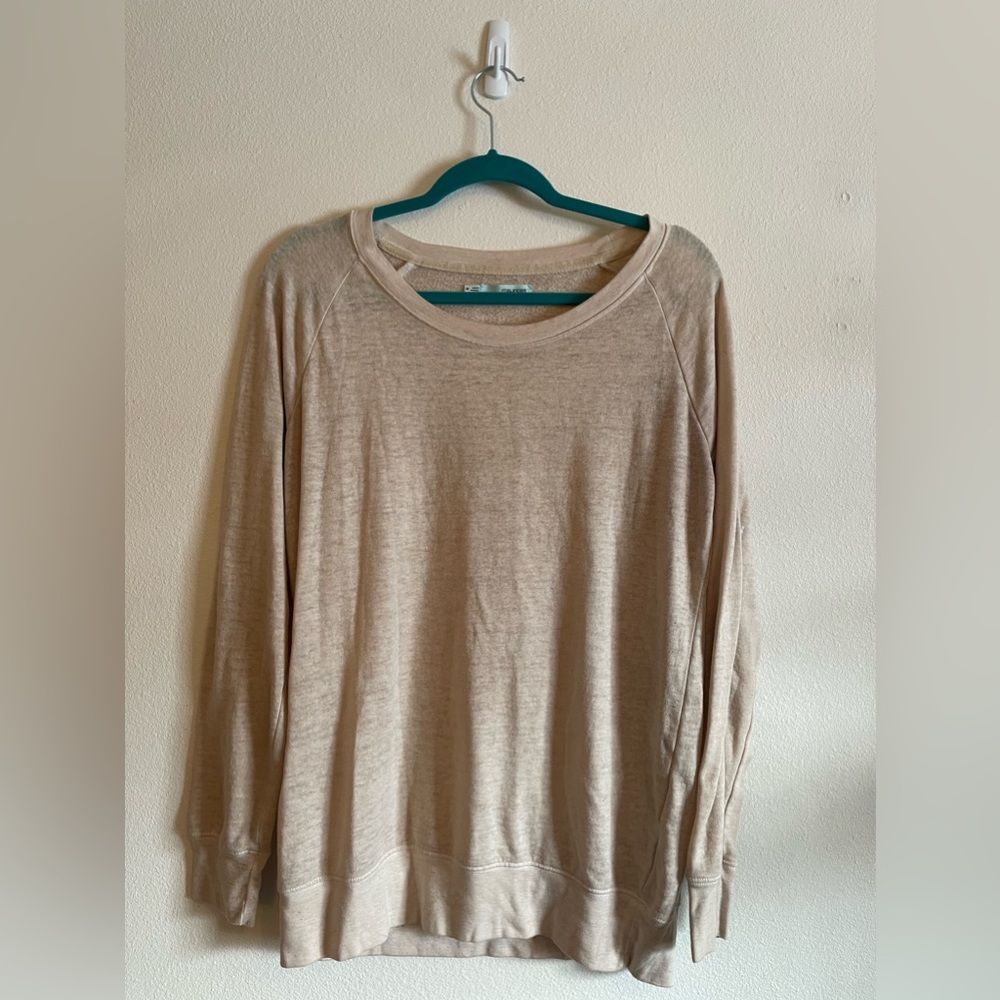 🌟 Maurices Tan Long Sleeve Tunic Top, size M 🌟